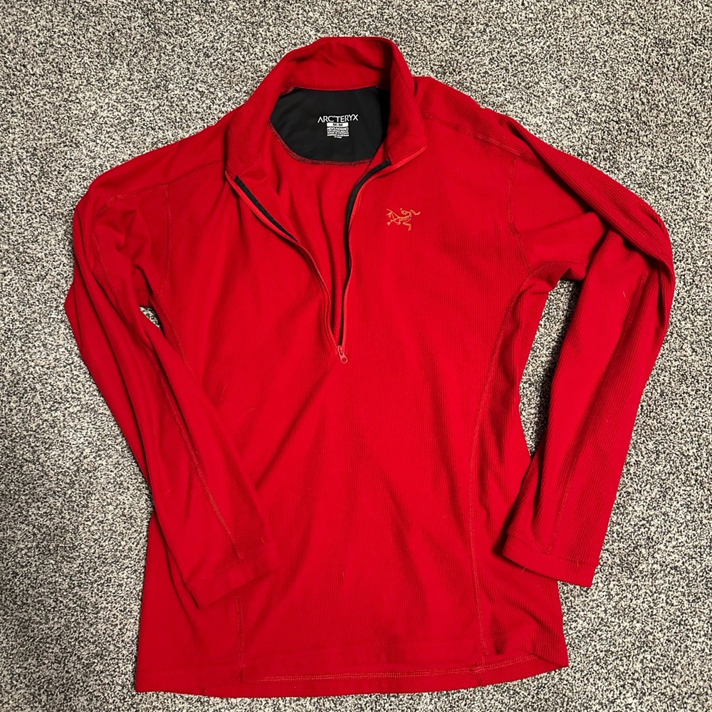 Red arcteryx quarter zip waffle fleece